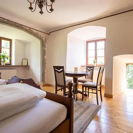 Appartement Romantisches Burgzimmer 5 - Bei Heidelberg Wiesloch