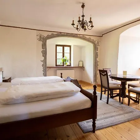 Appartement Romantisches Burgzimmer 5 - Bei Heidelberg *